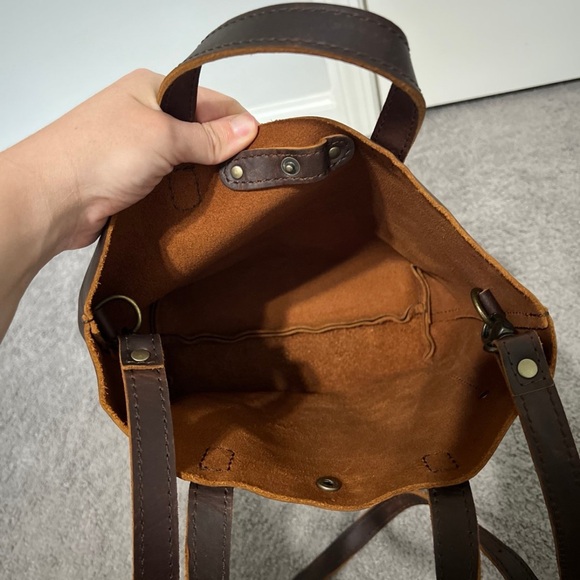 Portland Leather Crossbody - Picture 7 of 11